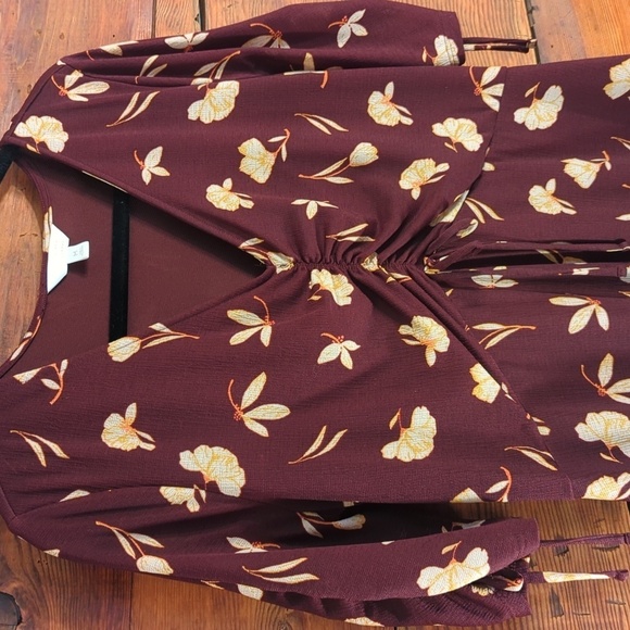 LC Lauren Conrad | Maroon Floral Mini Dress Lightweight V-neck Size M - Picture 6 of 10